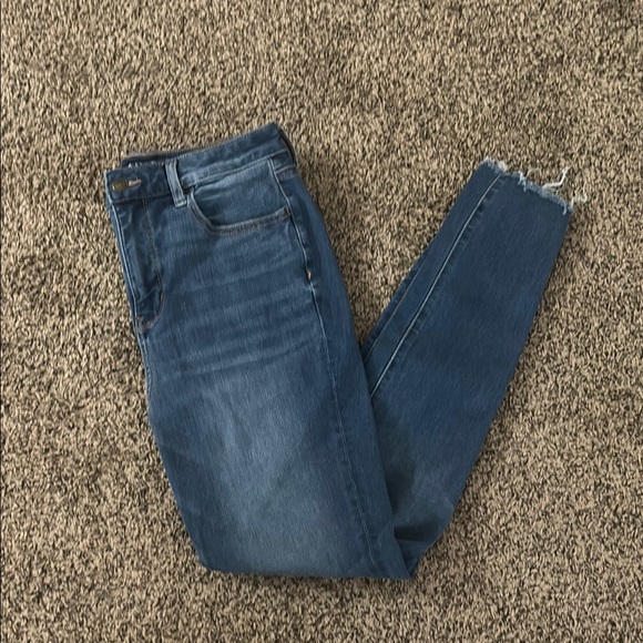 The Dream Jean - Picture 1 of 1